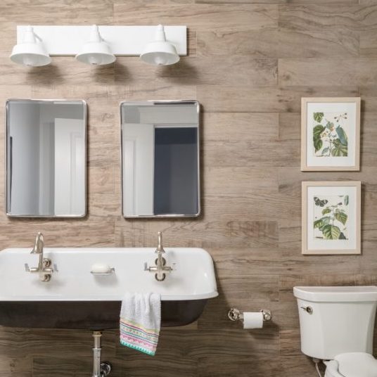Austin Triple Straight Arm Vanity Light | Photo Courtesy of Jamie Keskin Design & Kyle J. Caldwell Photography